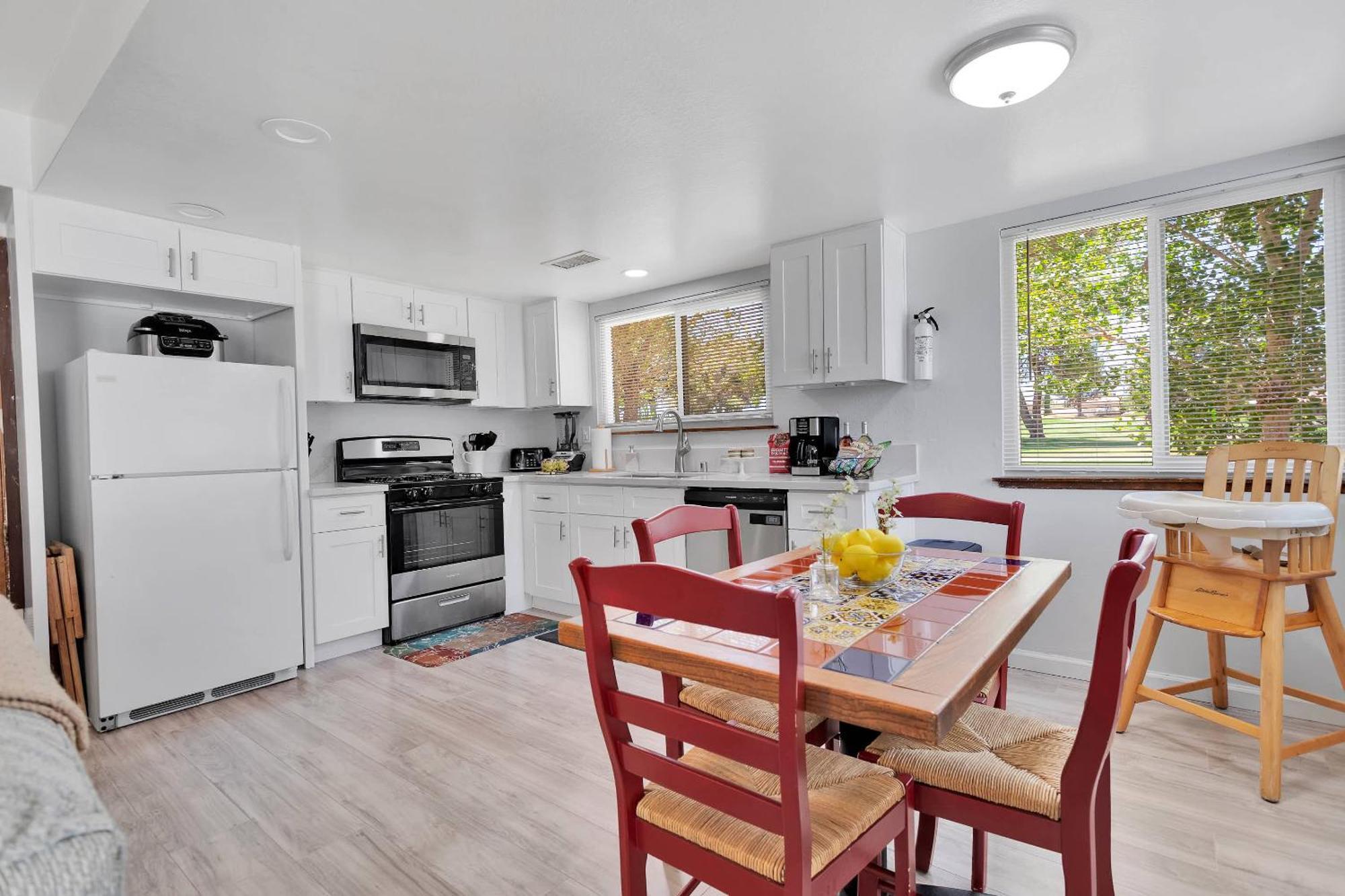 Oasis On The Fairway * Victorville